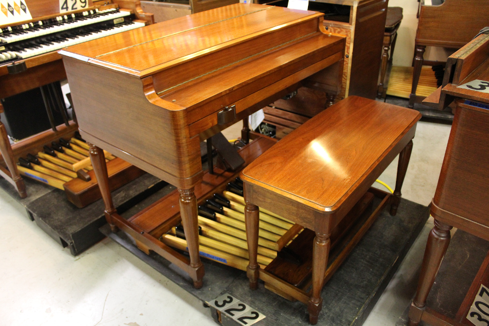 322 is a 1961/62 Hammond B-3 in a walnut finish that had only one previous owner and is in mint condition. Serial #86230
