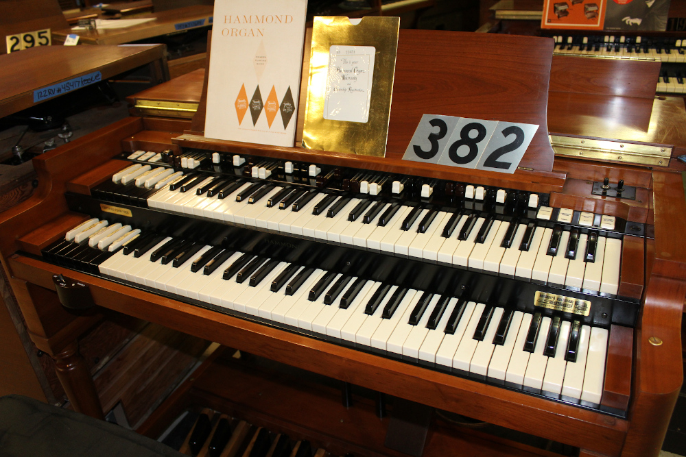1958 Fruitwood Hammond B3 for sale.