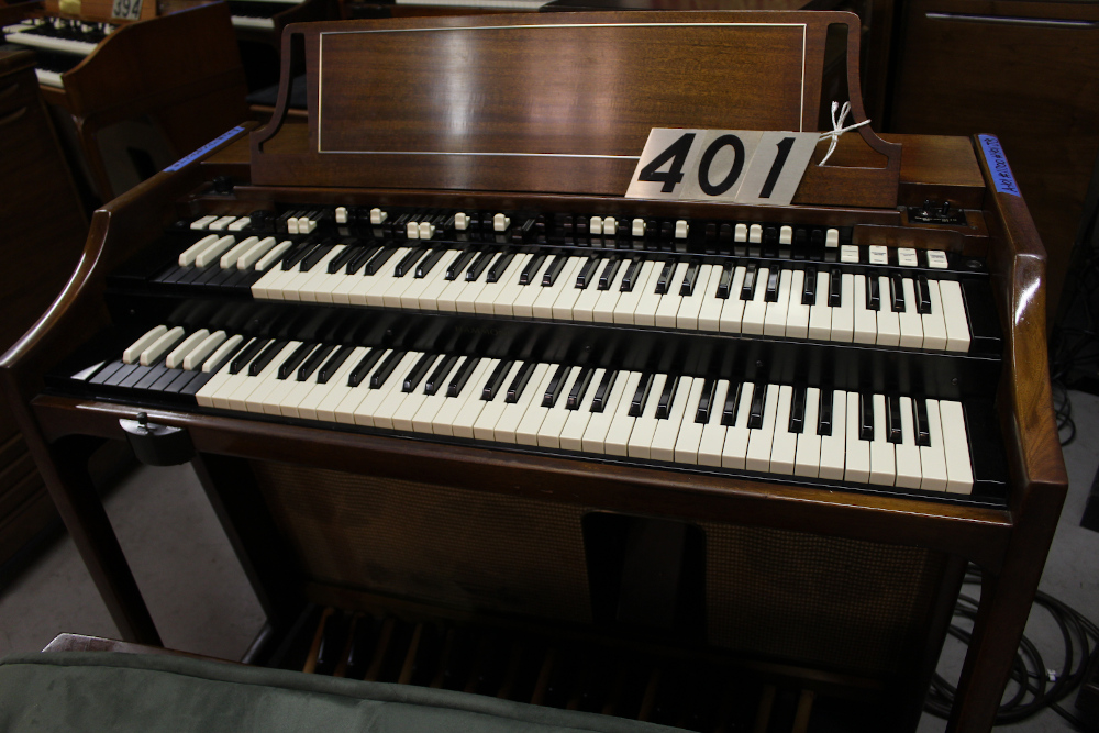 401 is a Hammond A-101 with a Leslie 145.