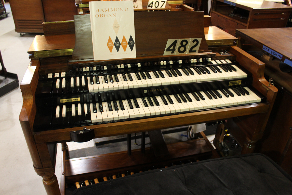 482 is a 1973 Hammond B-3 in excellent condition that has been certified foam free!