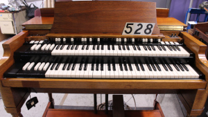 528 is a 1965 Hammond B3 in a Walnut finish for sale!.
