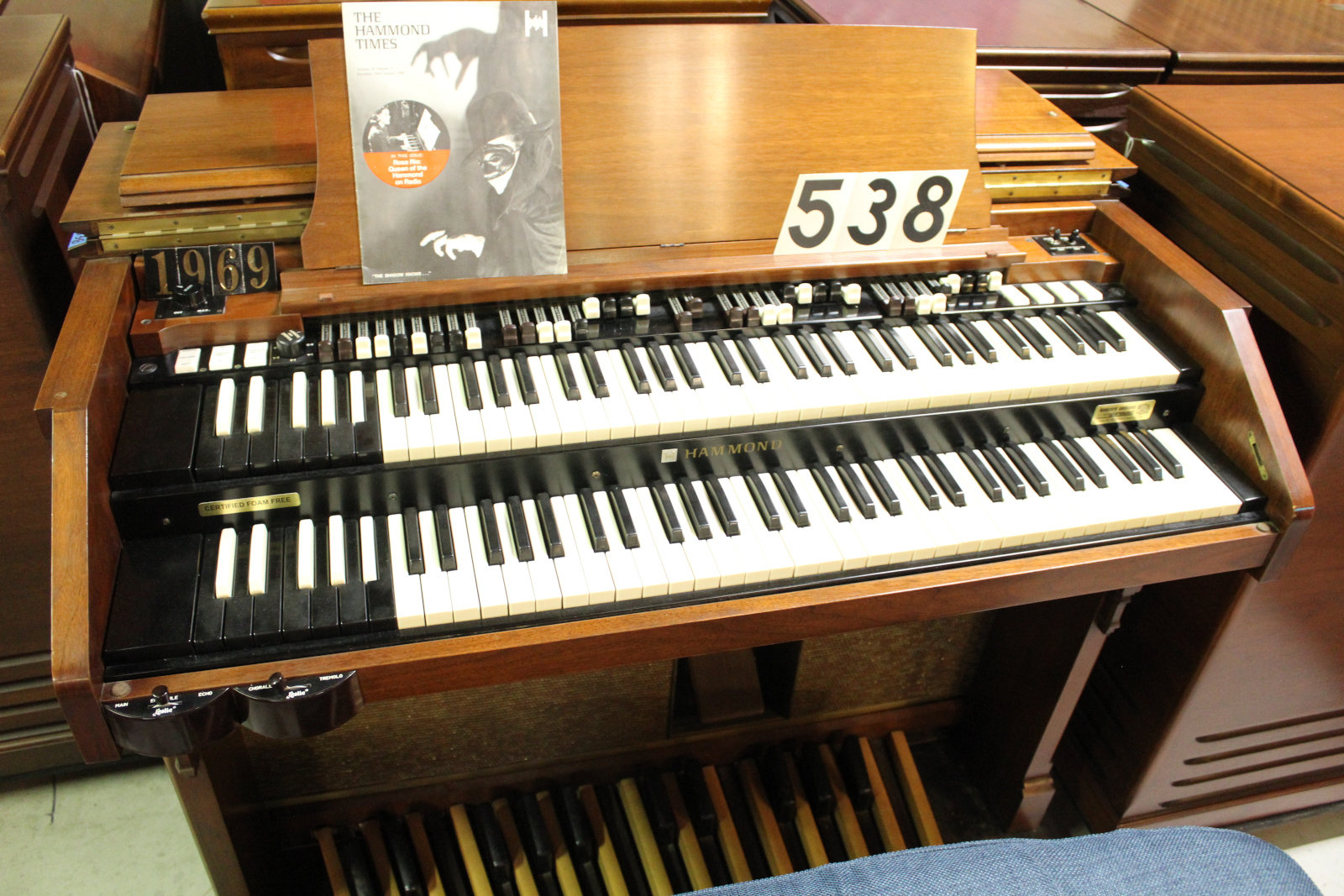 538 is a 1969 Hammond A-105 in almost mint condition! 