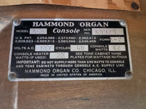 551 is a Hammond C3 in a Blond finish. Serial #69979