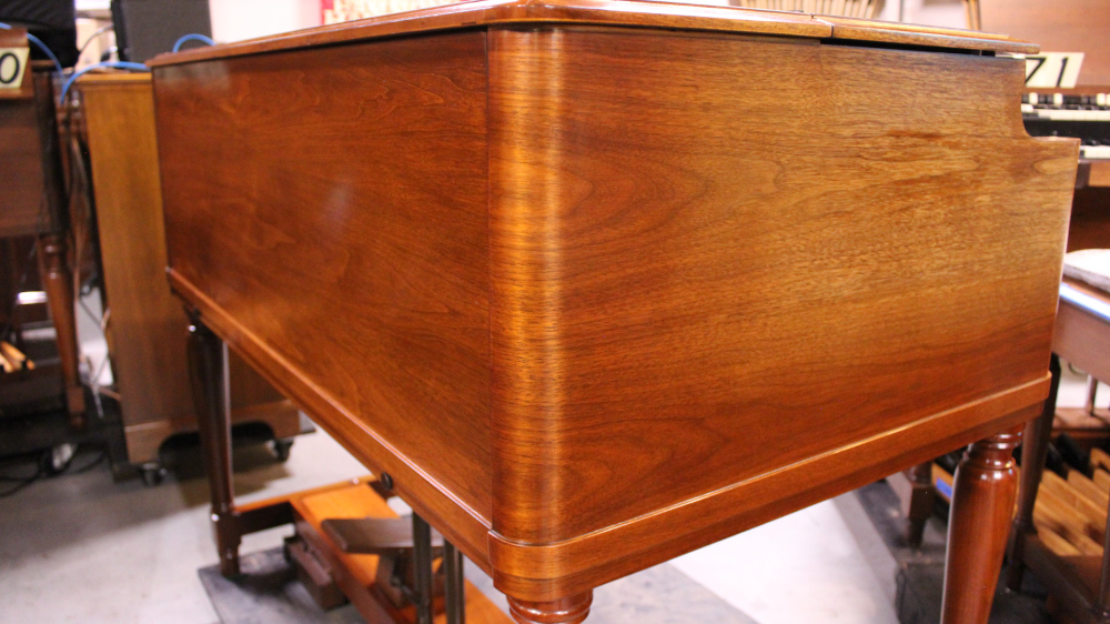591 is a 1957 Hammond B3 for sale in a Walnut finish.