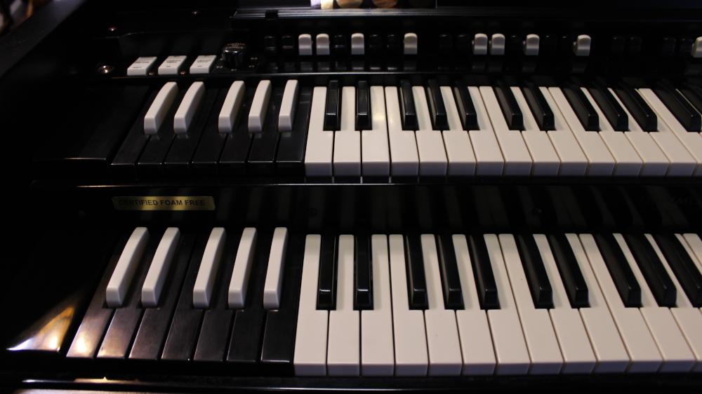 657 is a 1959 Hammond C3 for sale