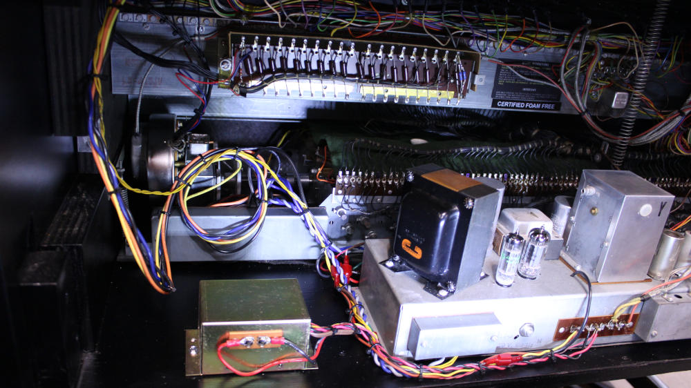 Classic Hammond B3 tonewheel organ for sale