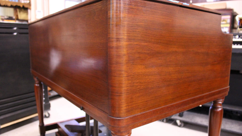 679 is a 1964 Hammond B-3 in a mahogany finish, Serial 91421, for sale now. An organ that carried the sound of the '60s—soul, gospel, and jazz all found their voice in the Hammond of this era. for sale!