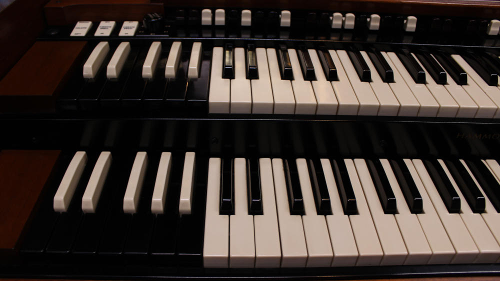 681 is a 1957 Hammond B-3 in a mahogany finish, Serial 71044, for sale now. Born in the golden age of Hammond, this organ carries the same soulful voice that shaped gospel choirs, jazz clubs, and R&B stages. for sale!