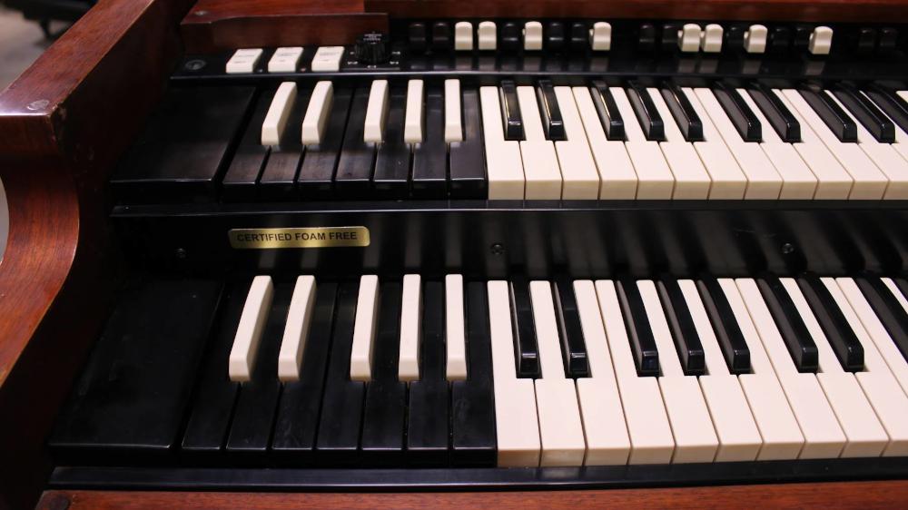 1962 Hammond B3 organ in walnut finish, inventory #703, Serial #87544 for sale!
