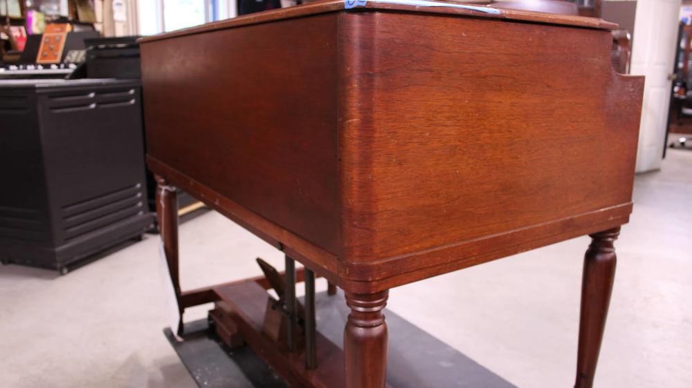 1962 Hammond B3 organ in walnut finish, inventory #703, Serial #87544 for sale!