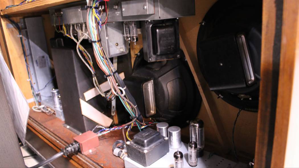 1970 Hammond A-105 organ walnut finish vintage tonewheel organ