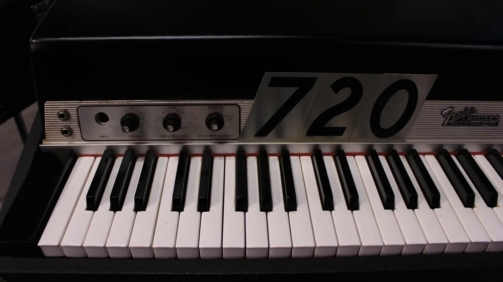 720 is a Rhodes Suitcase 73 Electric Piano for sale! for sale!