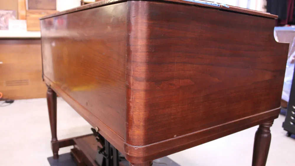 Rear and side of the cabinet on 1964 Hammond B3 #724 in mahogany finish
