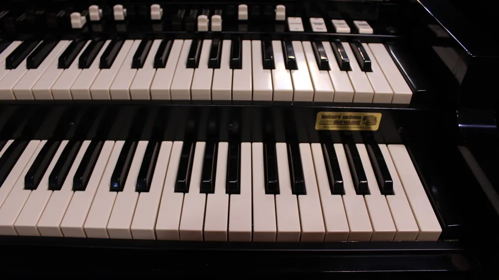 Custom high gloss ebony Hammond B3 with matching Leslie 122, inventory #728