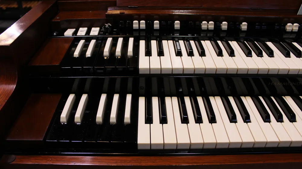 Angled view of keyboards and preset keys on 1957 Hammond B3 #732 in mahogany finish