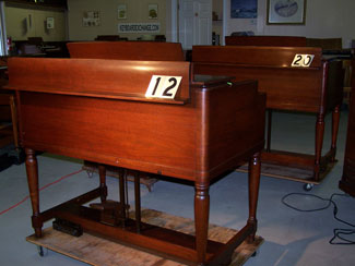 Hammond B2 Organ